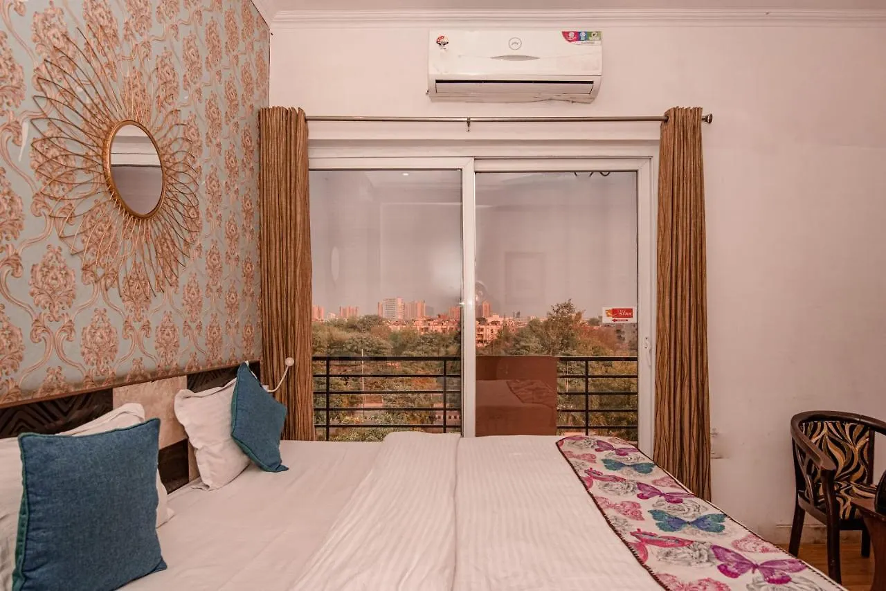 Instay - 46 Gurgaon Hotel