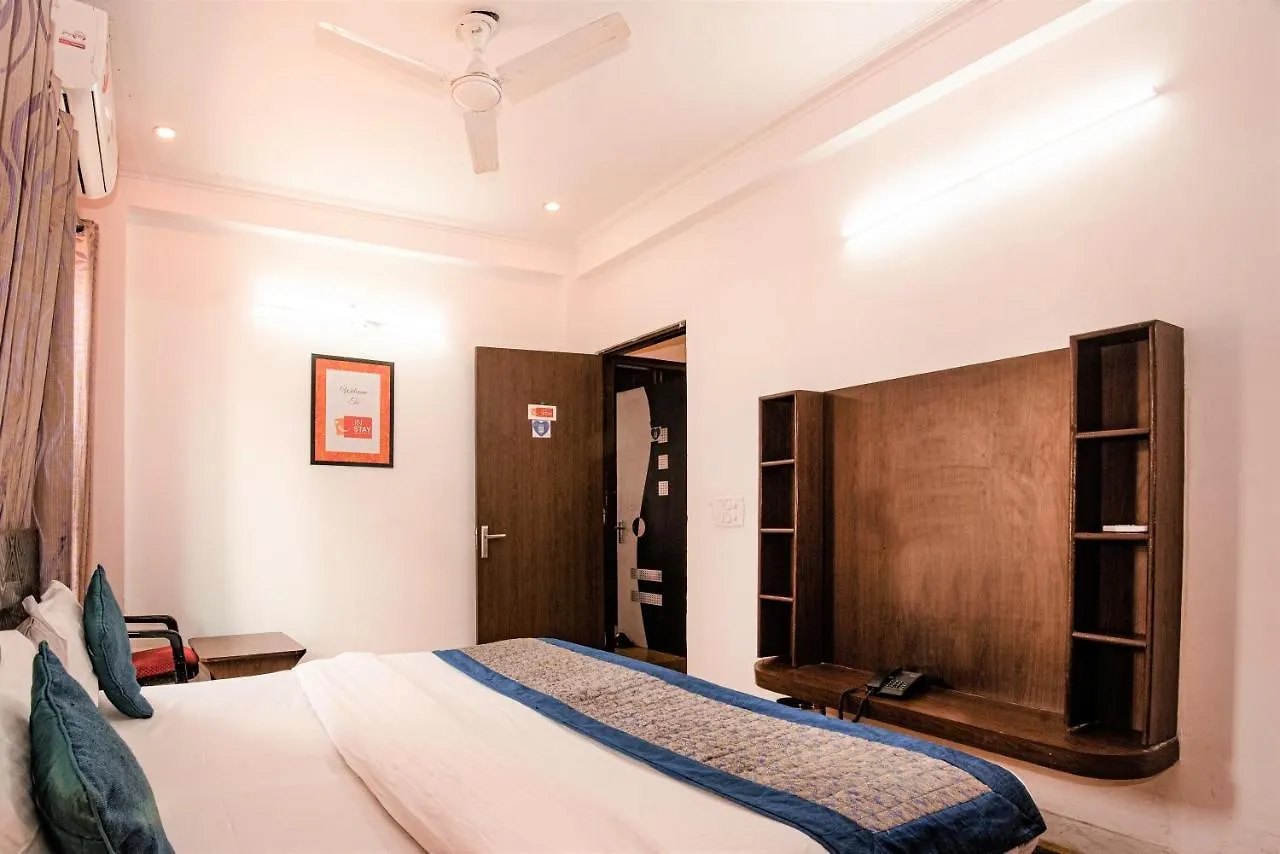 Instay - 46 Gurgaon 0*,